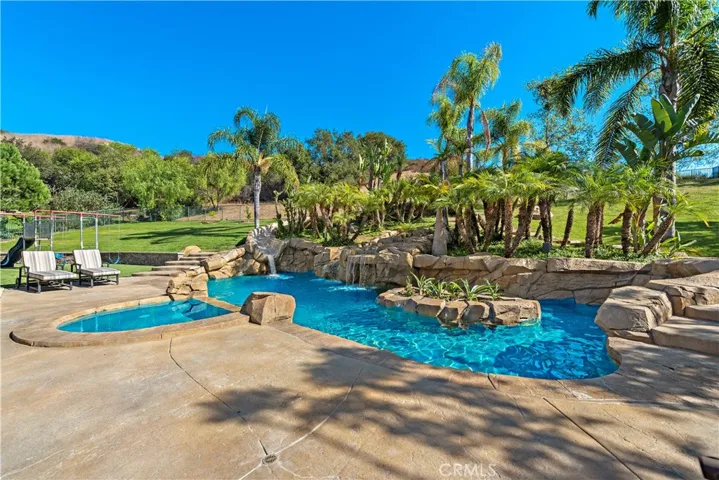 The POOL... The Land..... The playground.....  The wealth of land and greenery and privacy..... IT'S MAGICAL!!!!!