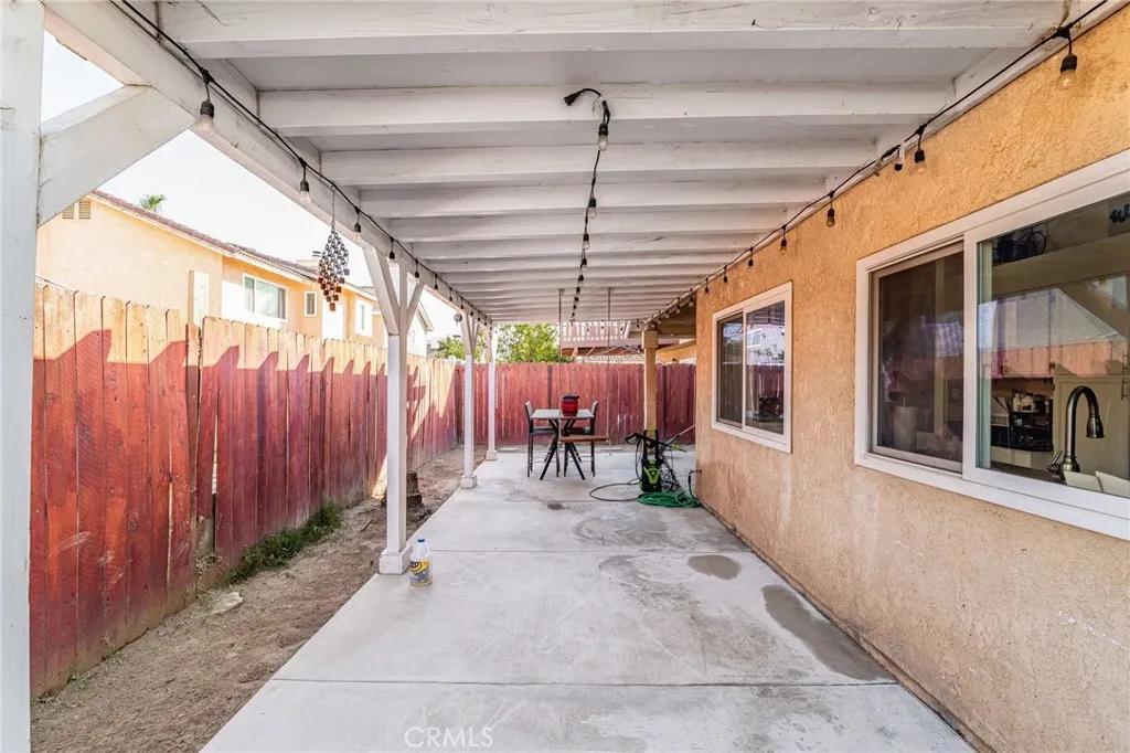 11355 Larchwood, Fontana, California 92337 home-pic-21