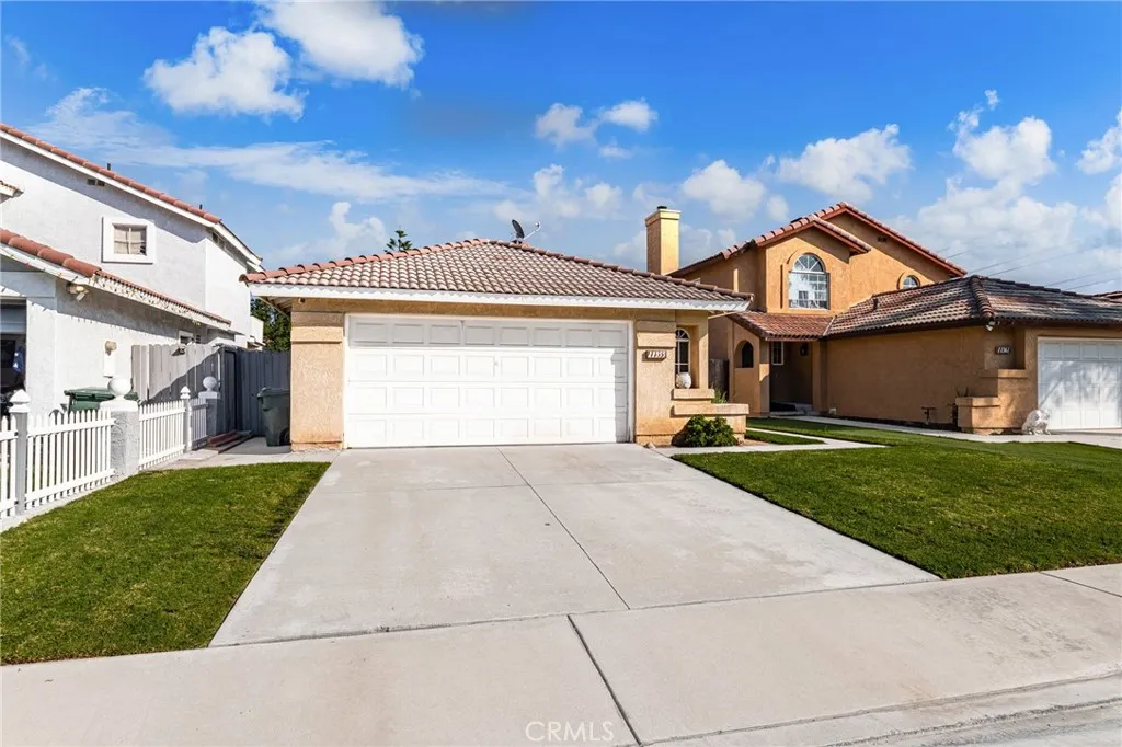 11355 Larchwood, Fontana, California 92337 home-pic-2