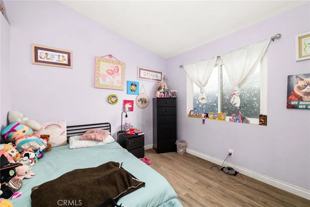 11355 Larchwood, Fontana, California 92337 home-pic-17