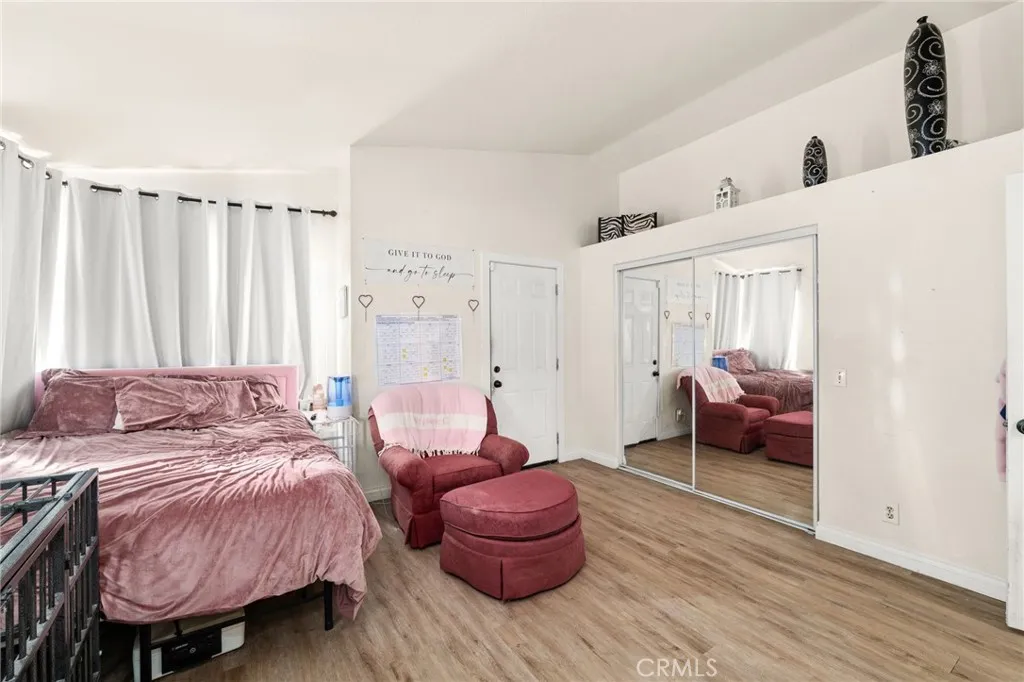 11355 Larchwood, Fontana, California 92337 home-pic-13