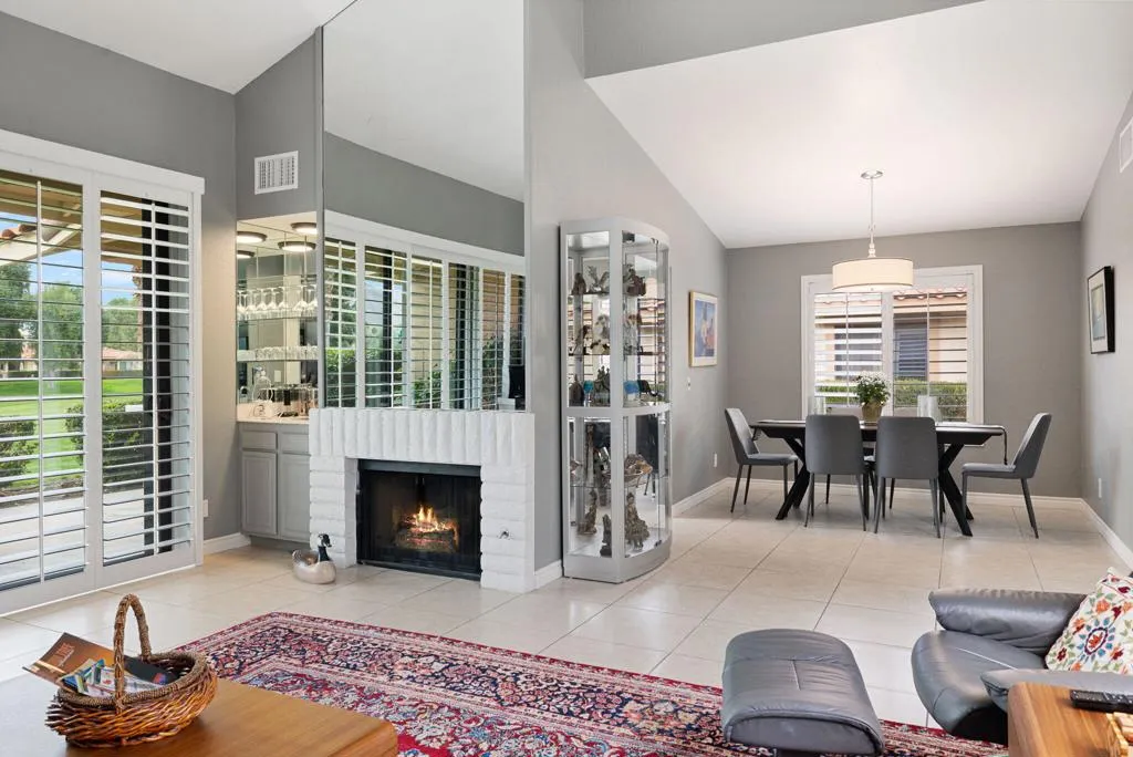 Dining and iLving Areas