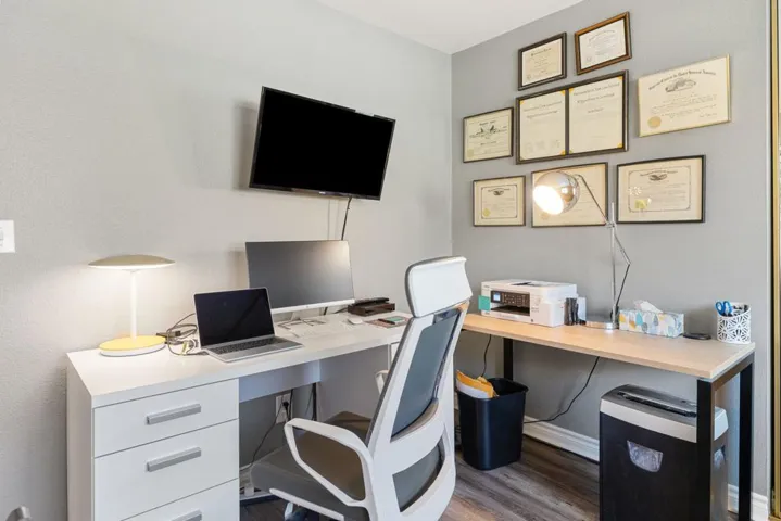 Corner Desk