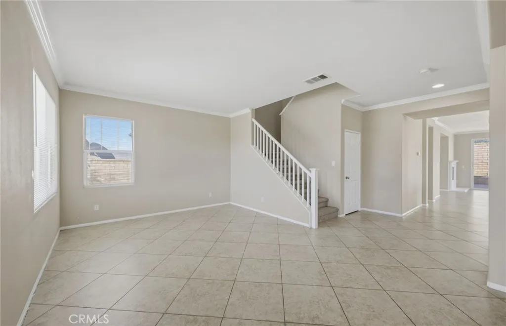 27212 Golden Field Court, Moreno Valley, California 92555 home-pic-6