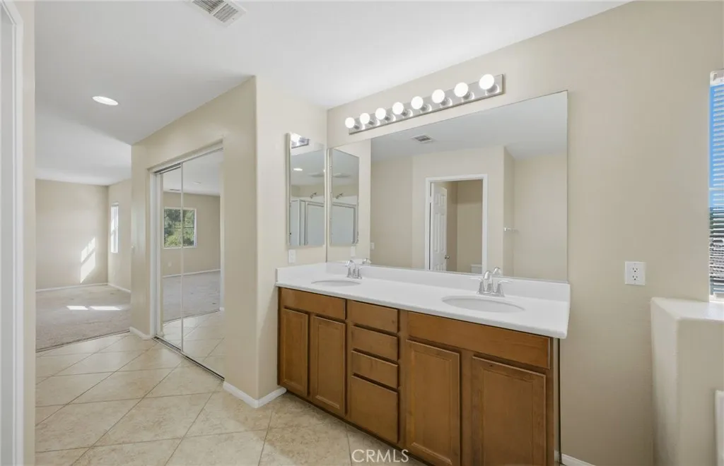 27212 Golden Field Court, Moreno Valley, California 92555 home-pic-53