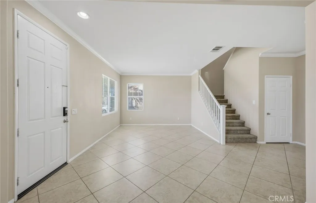27212 Golden Field Court, Moreno Valley, California 92555 home-pic-5