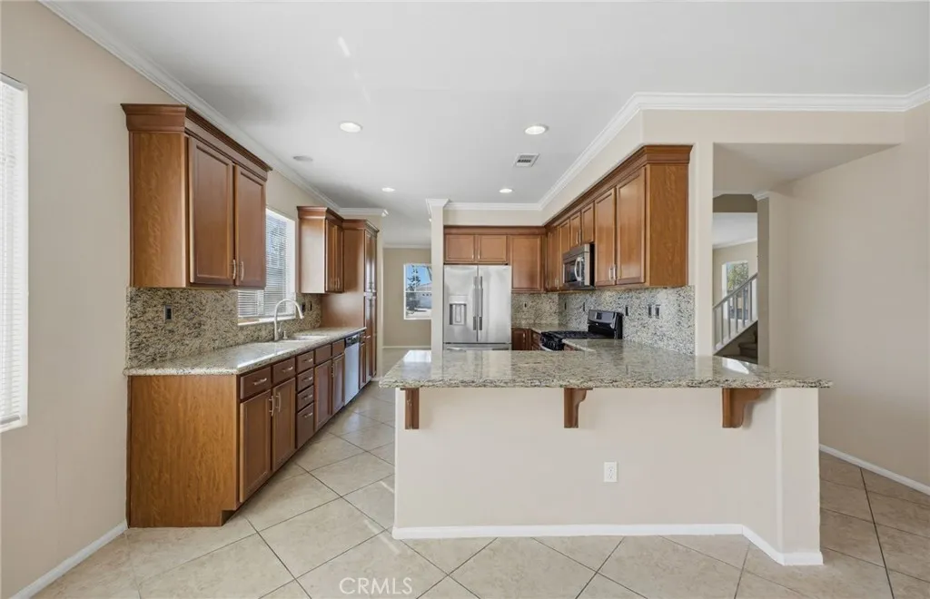 27212 Golden Field Court, Moreno Valley, California 92555 home-pic-19