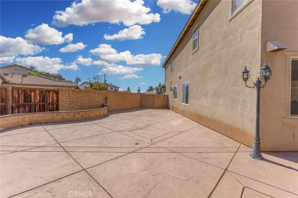 27212 Golden Field Court, Moreno Valley, California 92555 home-pic-58