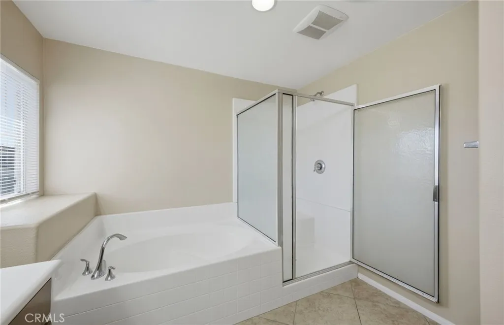 27212 Golden Field Court, Moreno Valley, California 92555 home-pic-52