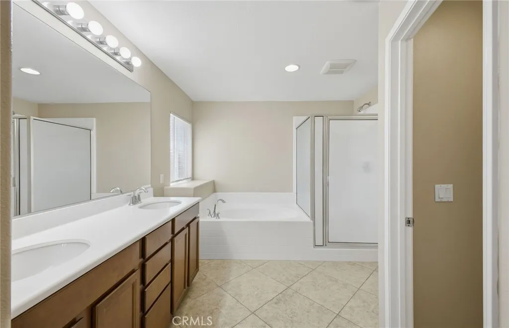 27212 Golden Field Court, Moreno Valley, California 92555 home-pic-51