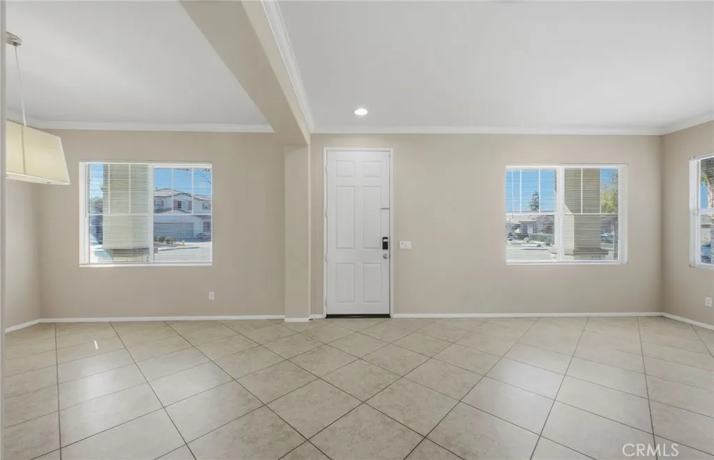 27212 Golden Field Court, Moreno Valley, California 92555 home-pic-9