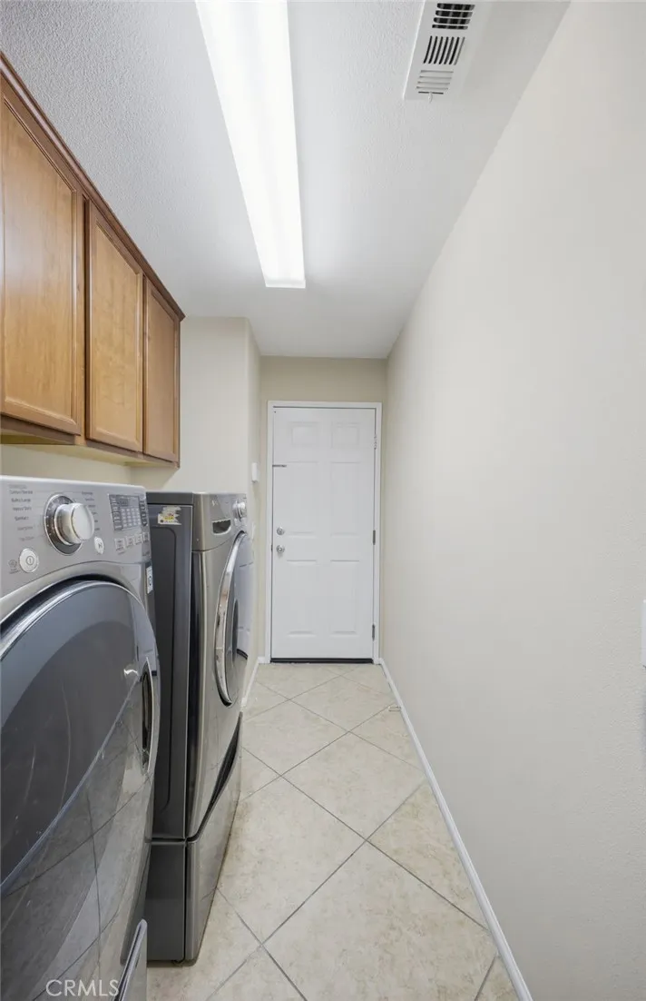 27212 Golden Field Court, Moreno Valley, California 92555 home-pic-30
