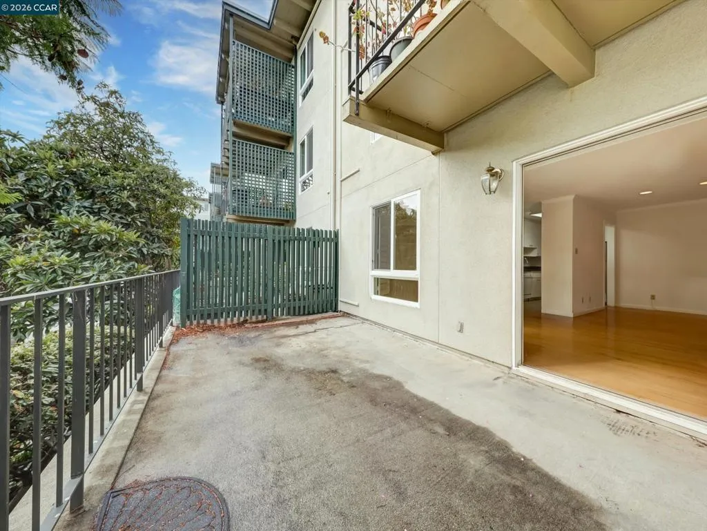 820 N Delaware St 215, San Mateo, California 94401 home-pic-16