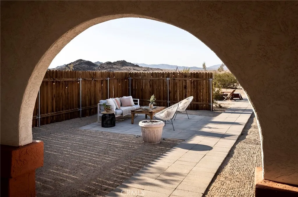 80322 Mesa Drive, 29 Palms, California 92277 home-pic-49