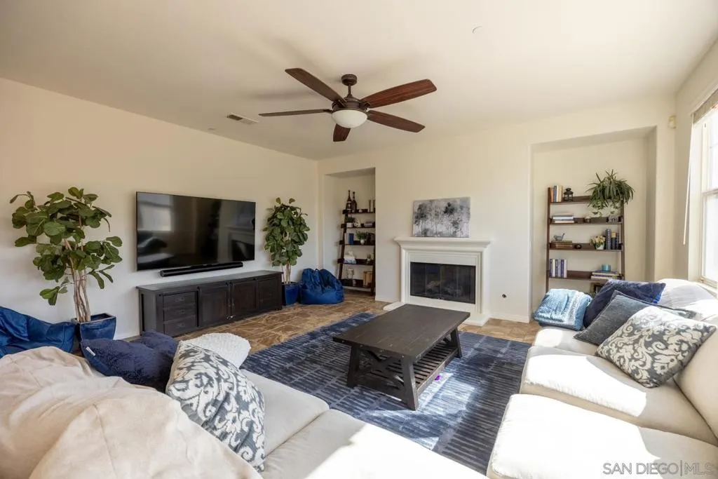 3505 N Fork Avenue, Carlsbad, California 92010 home-pic-17