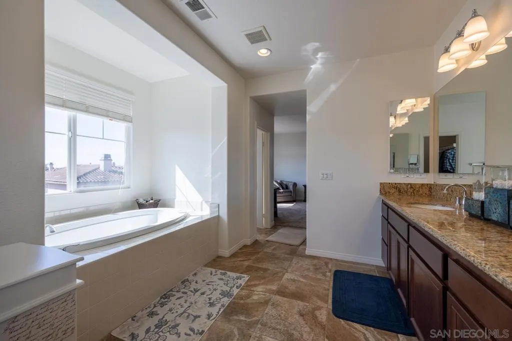 3505 N Fork Avenue, Carlsbad, California 92010 home-pic-49