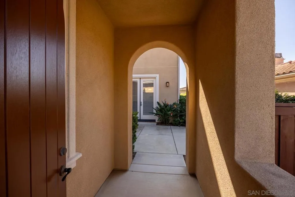 3505 N Fork Avenue, Carlsbad, California 92010 home-pic-6