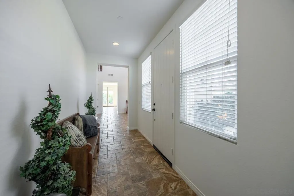 3505 N Fork Avenue, Carlsbad, California 92010 home-pic-32