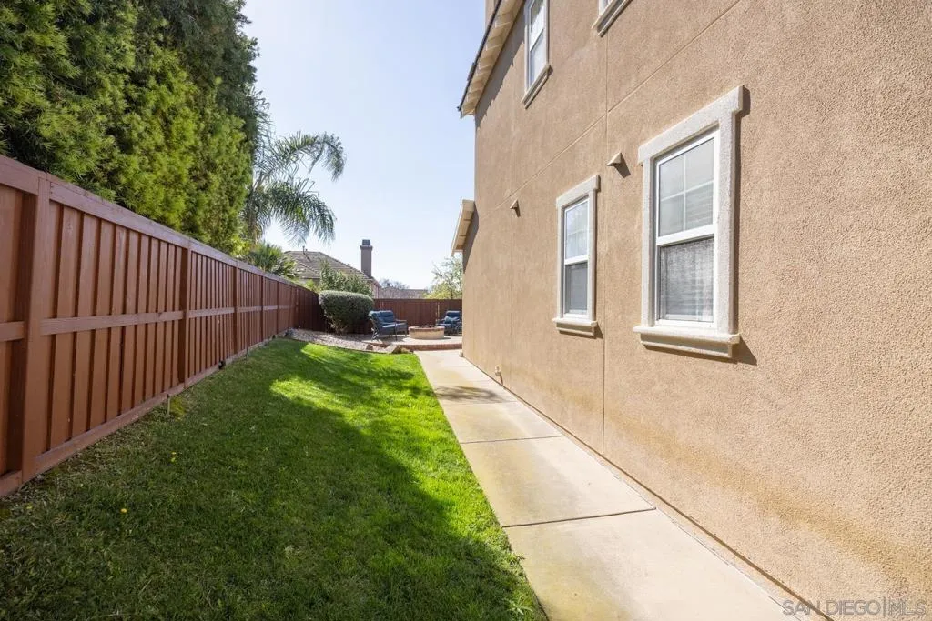 3505 N Fork Avenue, Carlsbad, California 92010 home-pic-57