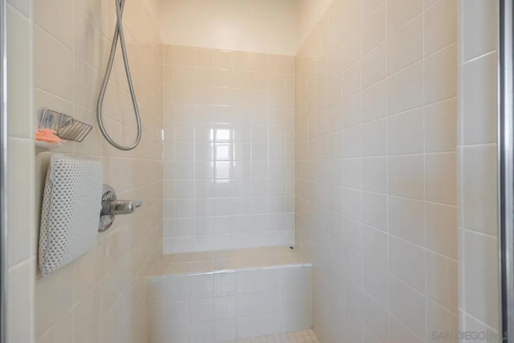 3505 N Fork Avenue, Carlsbad, California 92010 home-pic-45