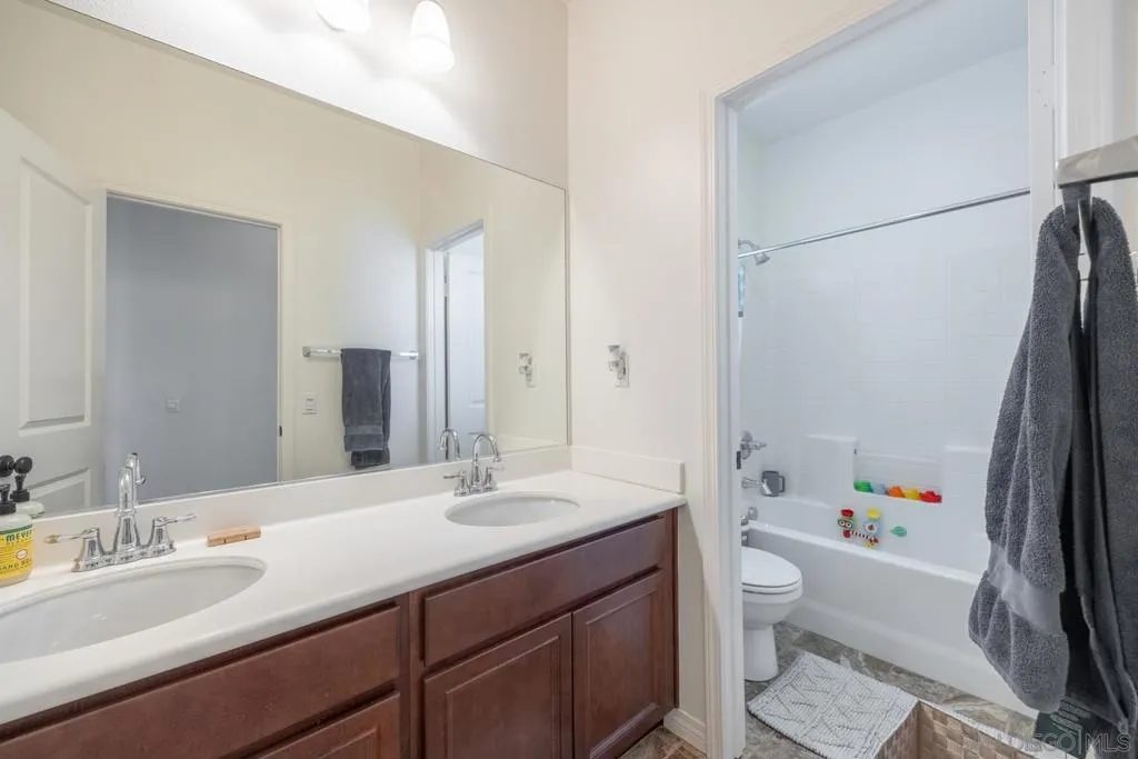 3505 N Fork Avenue, Carlsbad, California 92010 home-pic-40