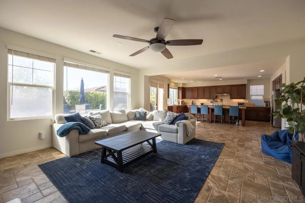 3505 N Fork Avenue, Carlsbad, California 92010 home-pic-18