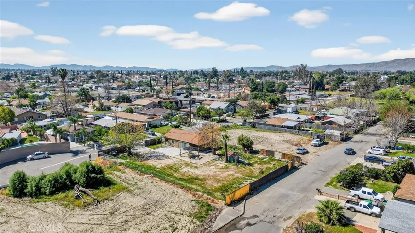 40560 Artesia, San Jacinto, California 92583