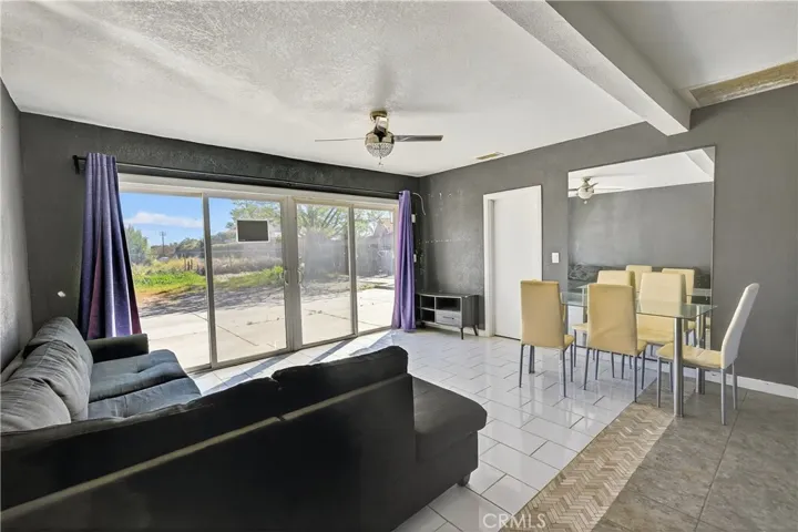 40560 Artesia, San Jacinto, California 92583