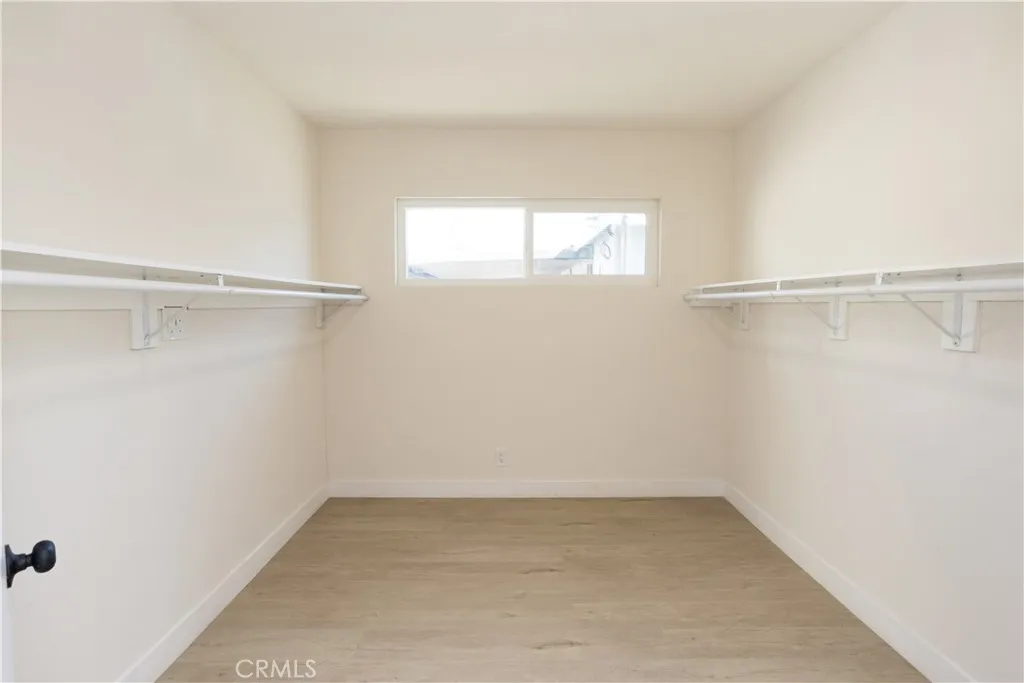 325 E 222nd St Street, Carson, California 90745 home-pic-20
