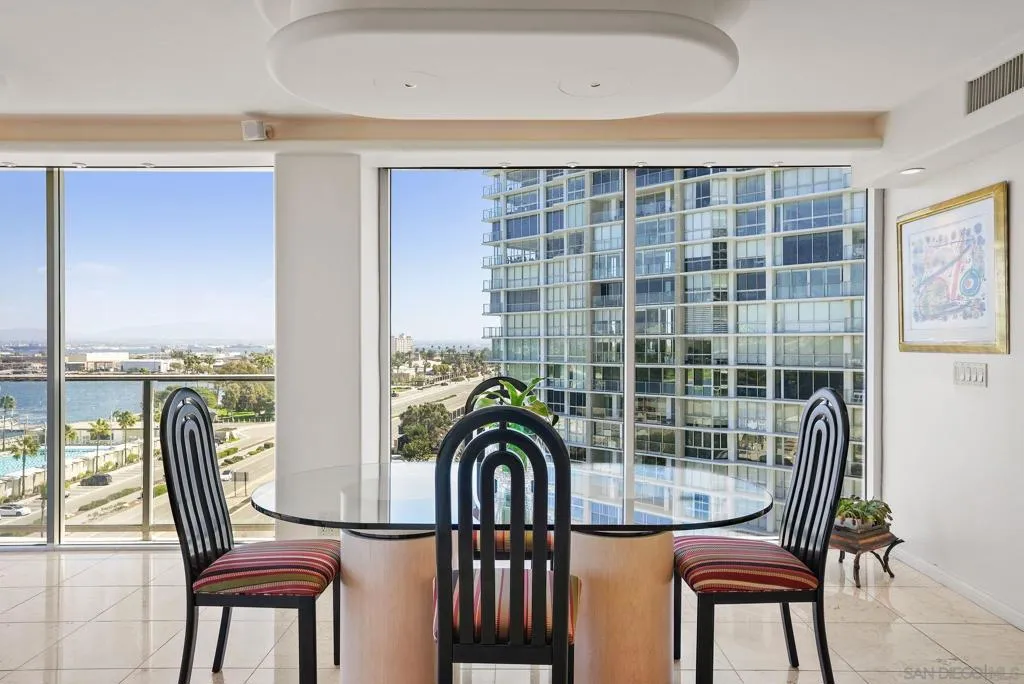1810 Avenida Del Mundo 703, Coronado, California 92118 home-pic-14