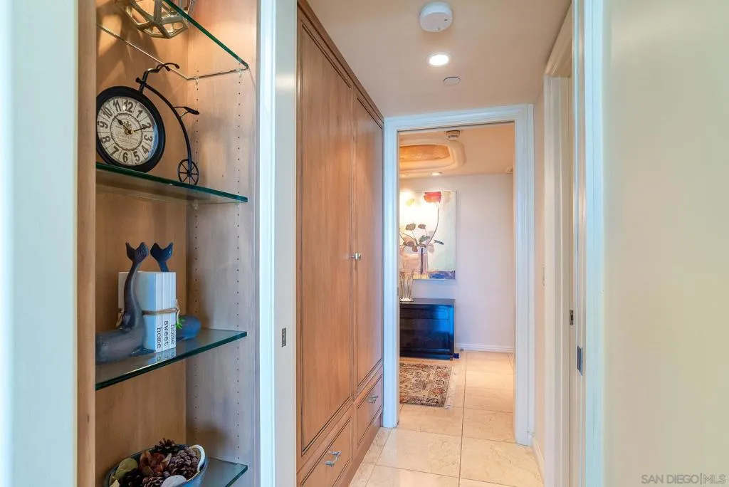 1810 Avenida Del Mundo 703, Coronado, California 92118 home-pic-27