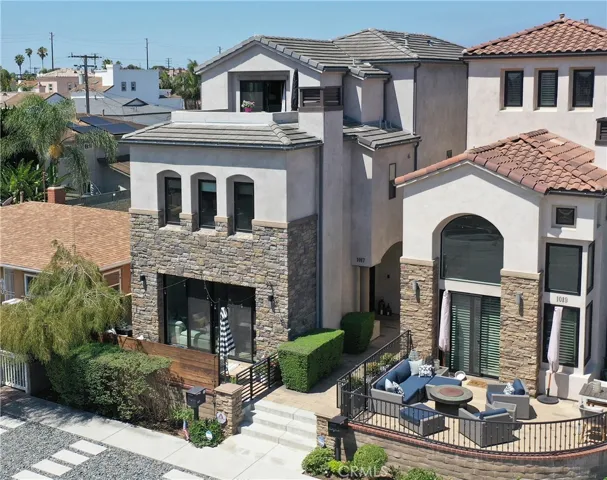 1017 Delaware Street, Huntington Beach, California 92648