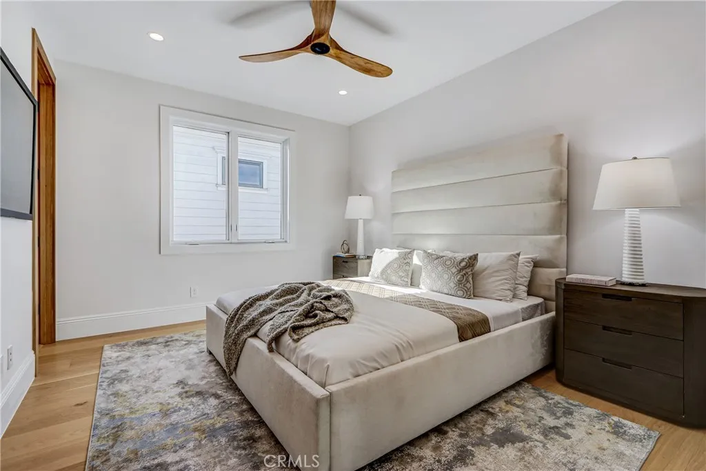 1801 Pine Avenue, Manhattan Beach, California 90266 home-pic-40