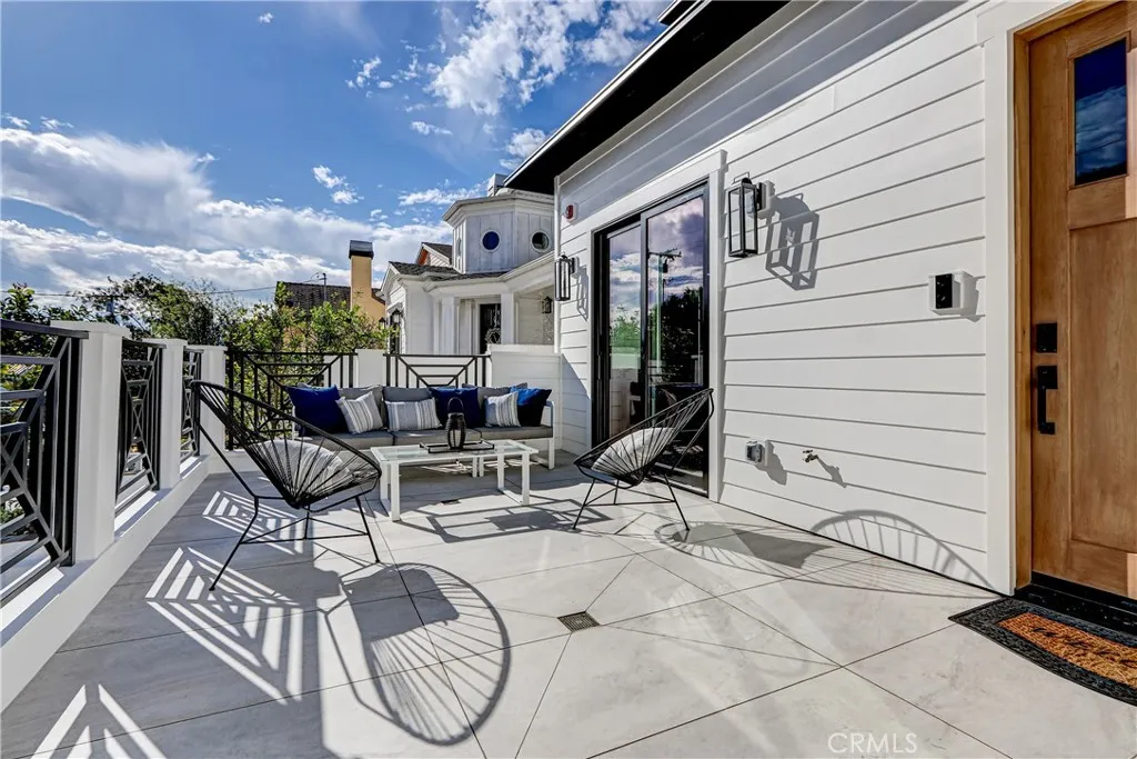 1801 Pine Avenue, Manhattan Beach, California 90266 home-pic-4