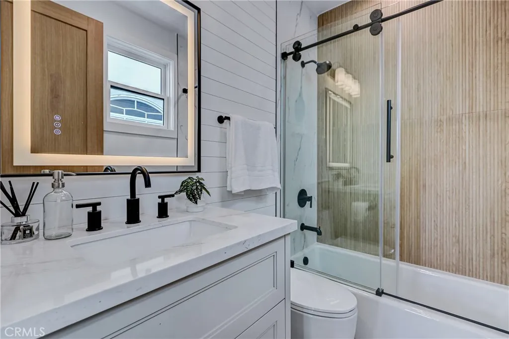 1801 Pine Avenue, Manhattan Beach, California 90266 home-pic-25