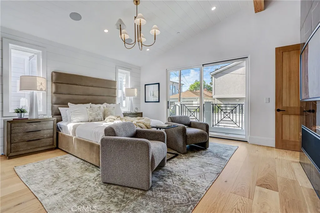 1801 Pine Avenue, Manhattan Beach, California 90266 home-pic-26