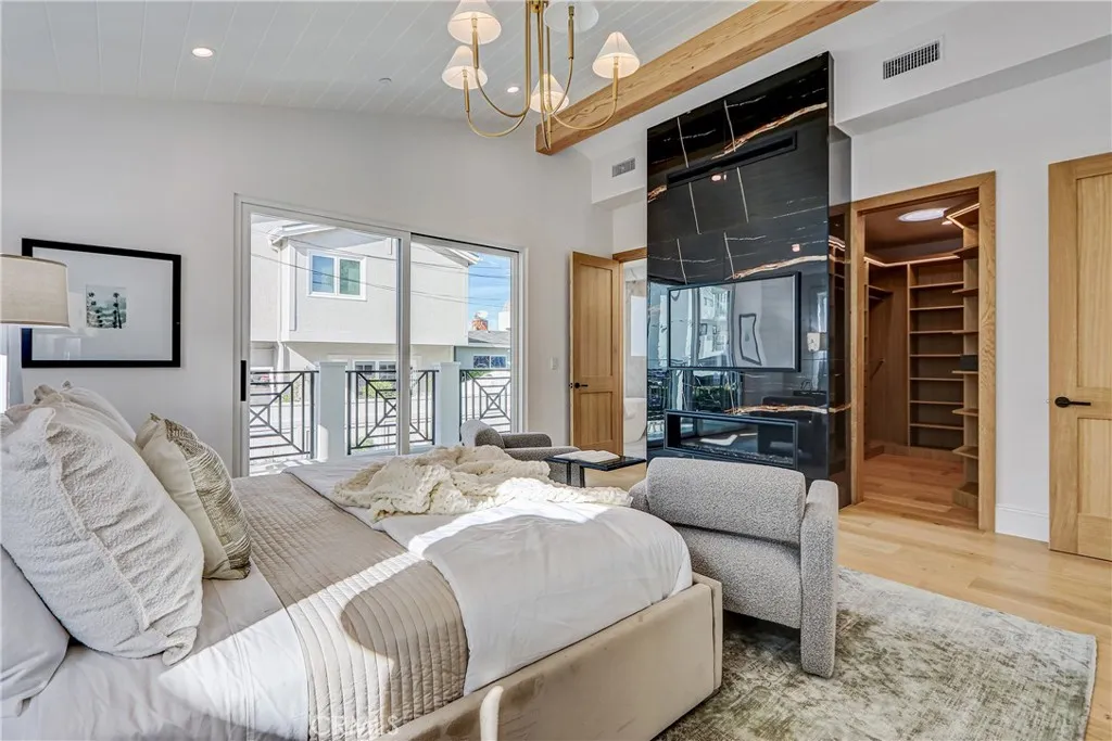 1801 Pine Avenue, Manhattan Beach, California 90266 home-pic-27