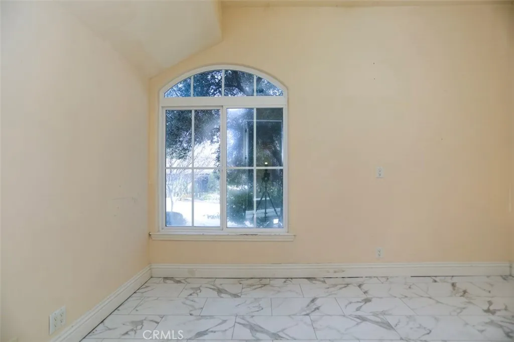 1639 Kleck, Paso Robles, California 93446 home-pic-50