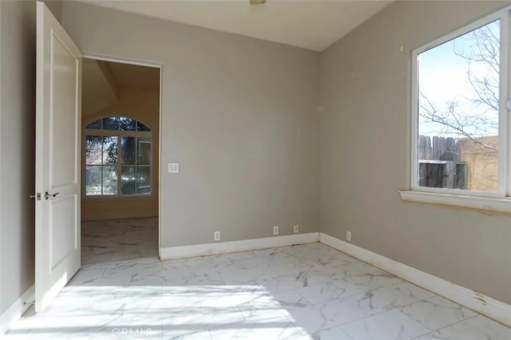 1639 Kleck, Paso Robles, California 93446 home-pic-48