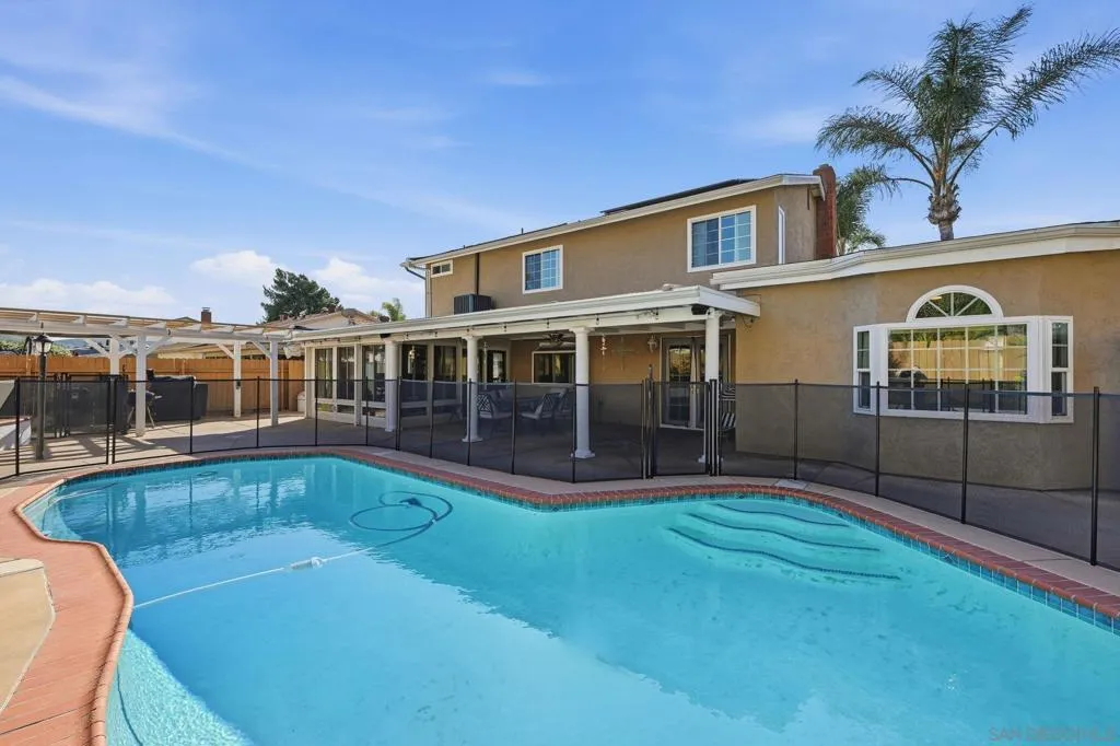 9349 Nalini Ct, Santee, California 92071 home-pic-43
