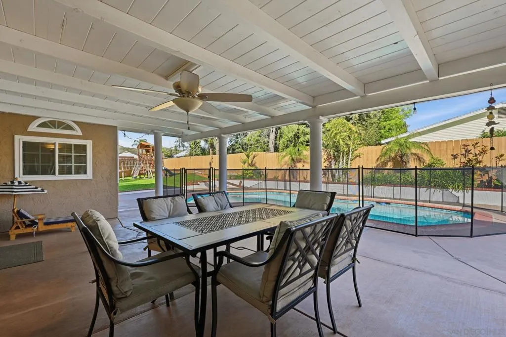 9349 Nalini Ct, Santee, California 92071 home-pic-37