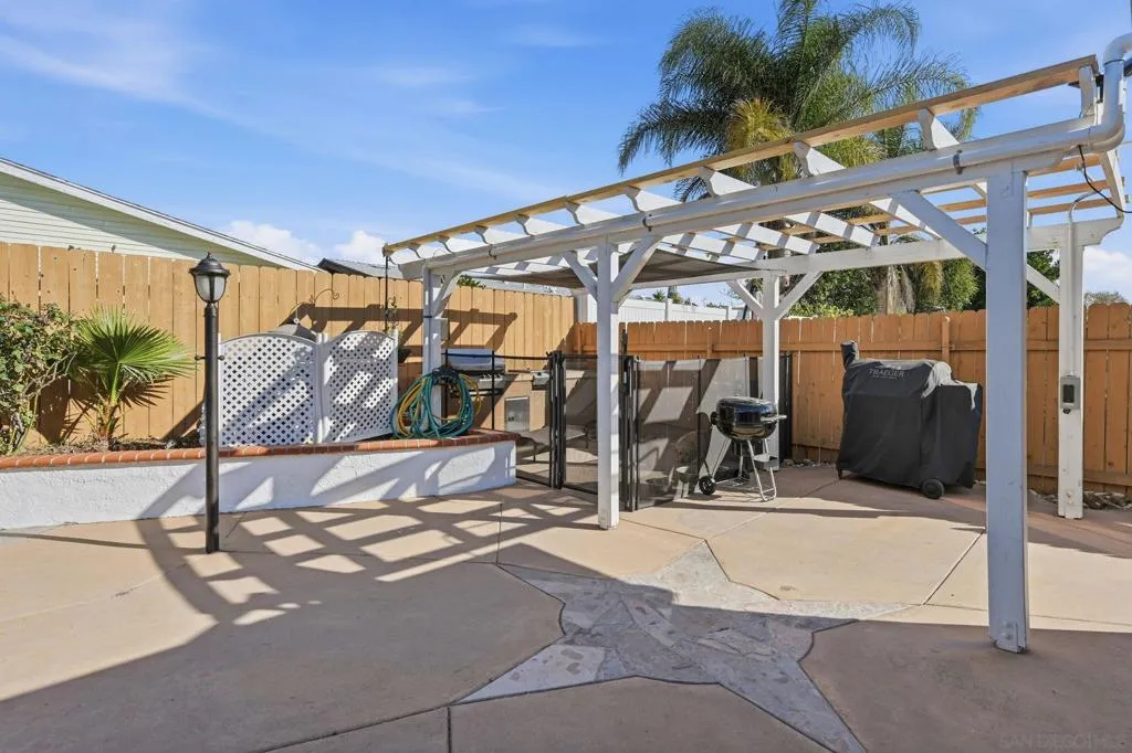9349 Nalini Ct, Santee, California 92071 home-pic-48
