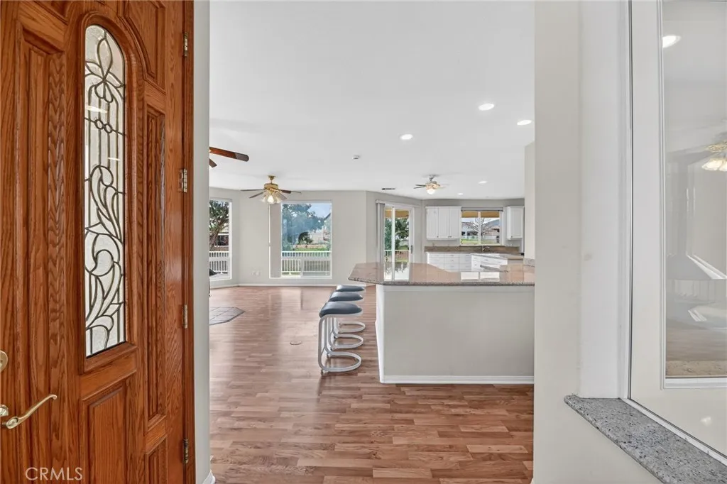 29886 Bahia Drive, Canyon Lake, California 92587 home-pic-7