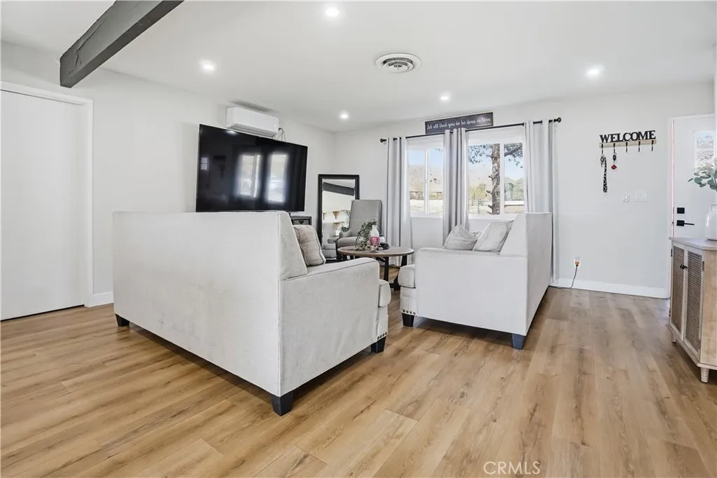 23921 South, Apple Valley, California 92307 home-pic-15