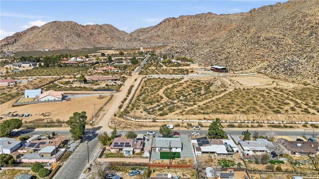 23921 South, Apple Valley, California 92307 home-pic-53