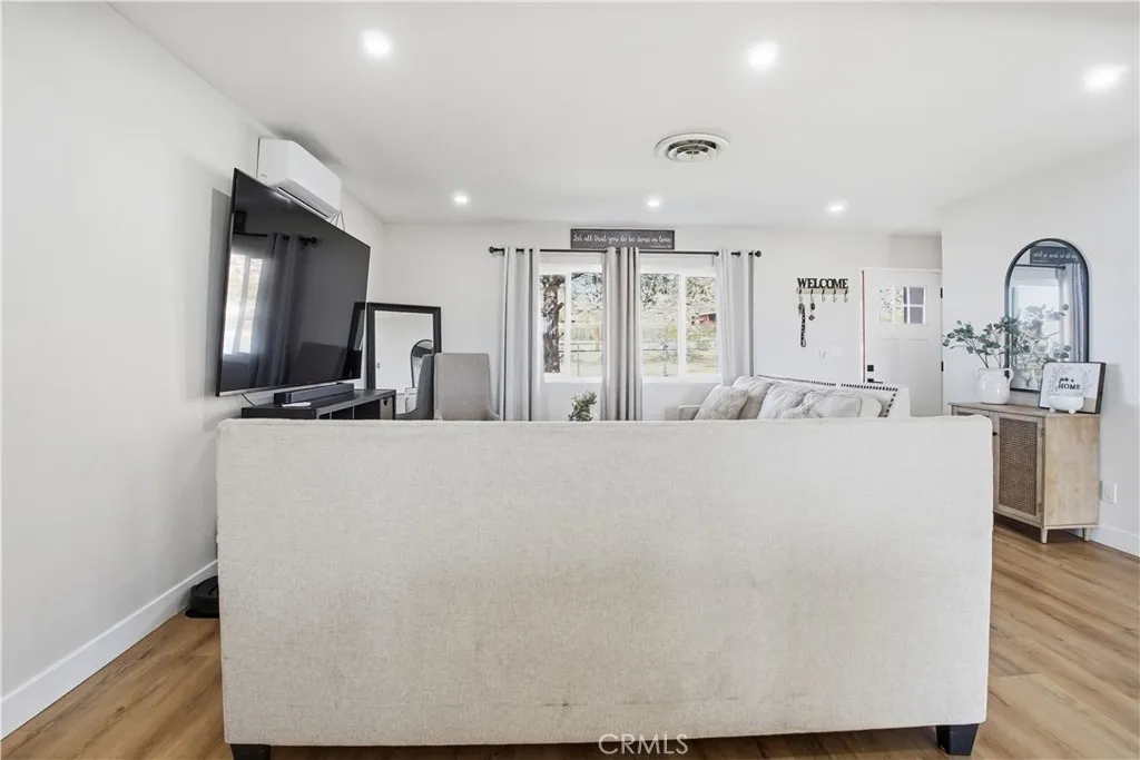 23921 South, Apple Valley, California 92307 home-pic-18