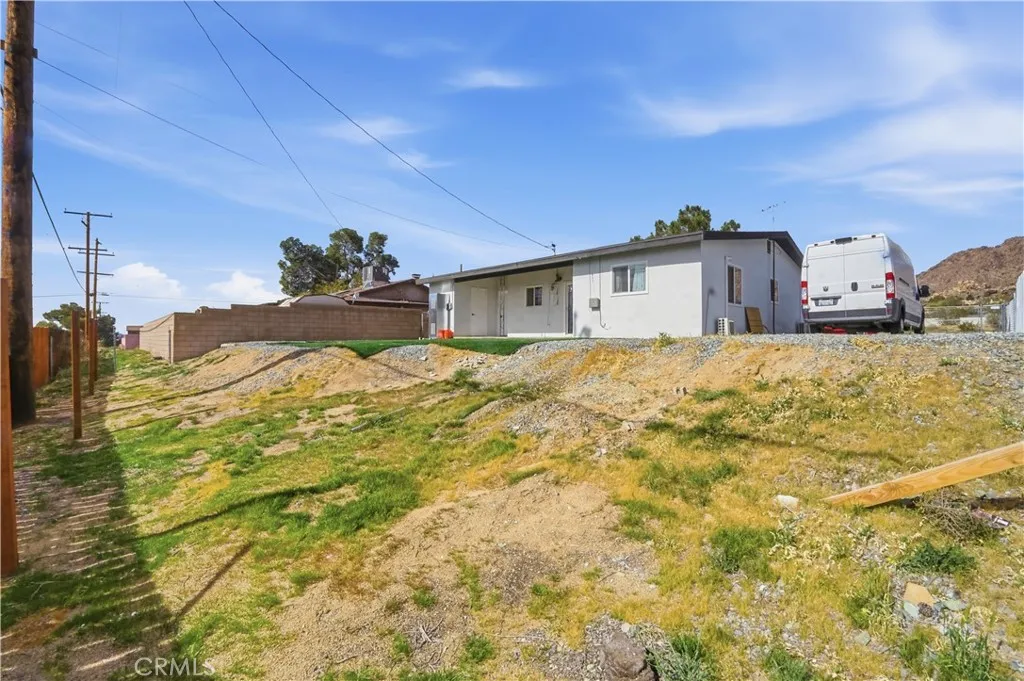 23921 South, Apple Valley, California 92307 home-pic-40
