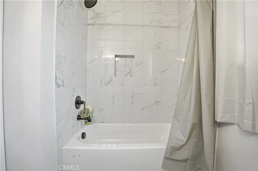 23921 South, Apple Valley, California 92307 home-pic-30