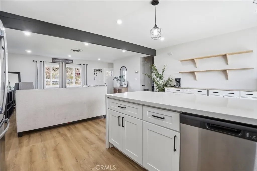 23921 South, Apple Valley, California 92307 home-pic-21