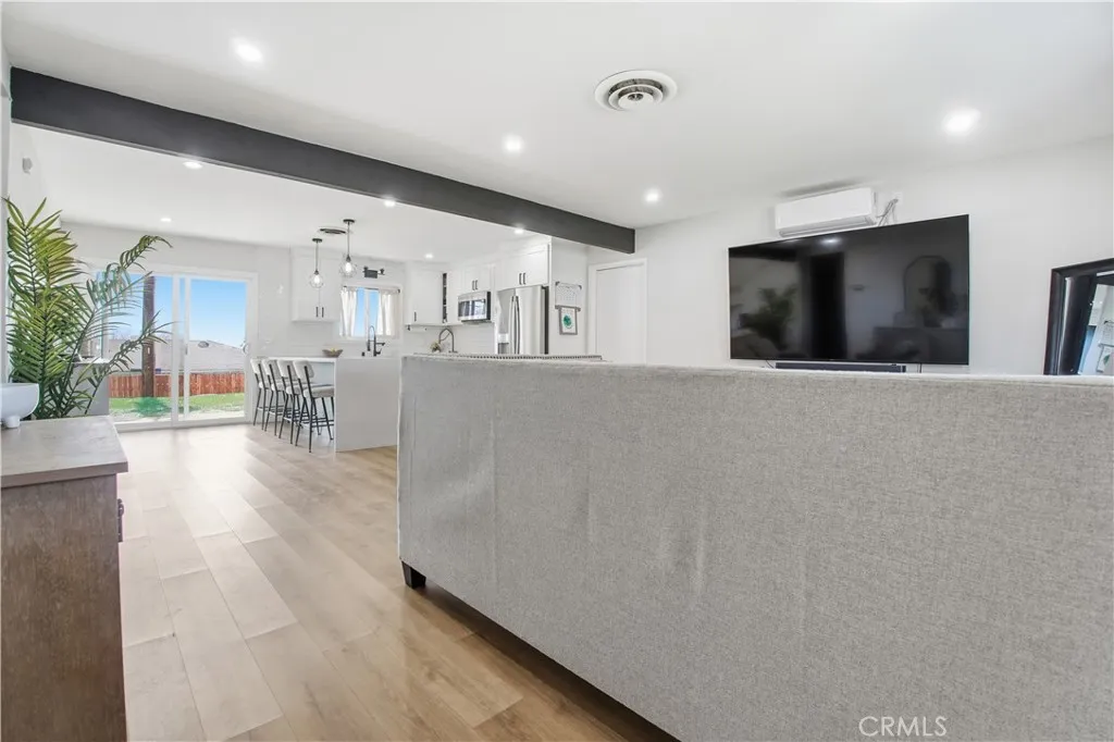 23921 South, Apple Valley, California 92307 home-pic-20